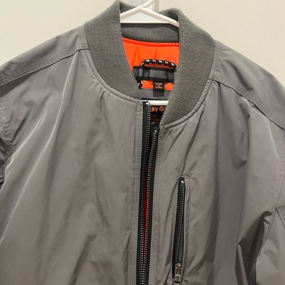 Superdry Gray Bomber Jacket with Ribbed Collar and Cuffs gently worn men’s L - Picture 2 of 12